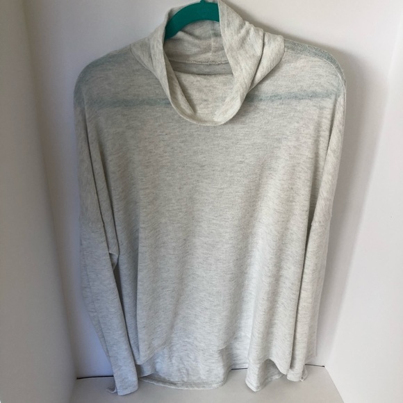 Lucky Brand Light Gray Mock Turtle Neck Long Sleeve Sheer High Low Top - Picture 10 of 10